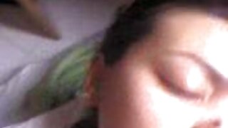 C tò mò Babe Penny Pax muốn kiểm tra kích thước của vòi nước han quocxxx này
