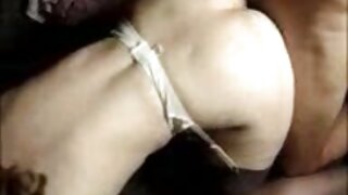 Chestnut đĩ Yaiza del Mar địt xx video hàn quốc nhau với bạn trai trong nhà của anh ta. Các thiếu niên đĩ cho thổi kèn và cưỡi trên của mình làm thỏa mãn cả hai người.
