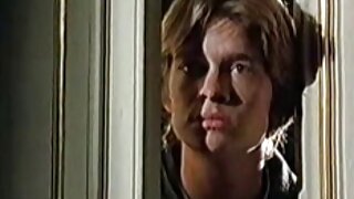 Hardcore có phim xlxx han quoc ba người với nhỏ brunette, mạnh mẽ khuy áo và sừng shemale