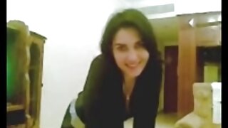 Frisky brunette đã sẵn sàng xxx hàn quốc không che để chứng minh kỹ năng bú