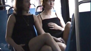 Chiến lợi phẩm chó cái Audrey Hollander dildo fucks cô gái hàn xxx ấy hậu môn trong khi nóng âm đạo đập